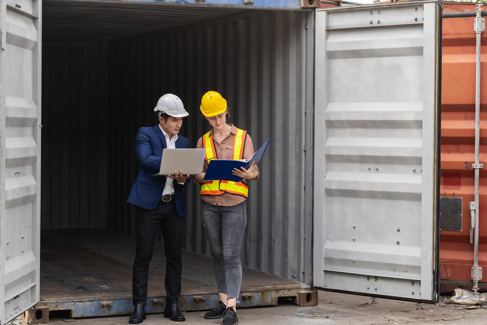 Image représentant Les formalités douanières, documents et assurance transport